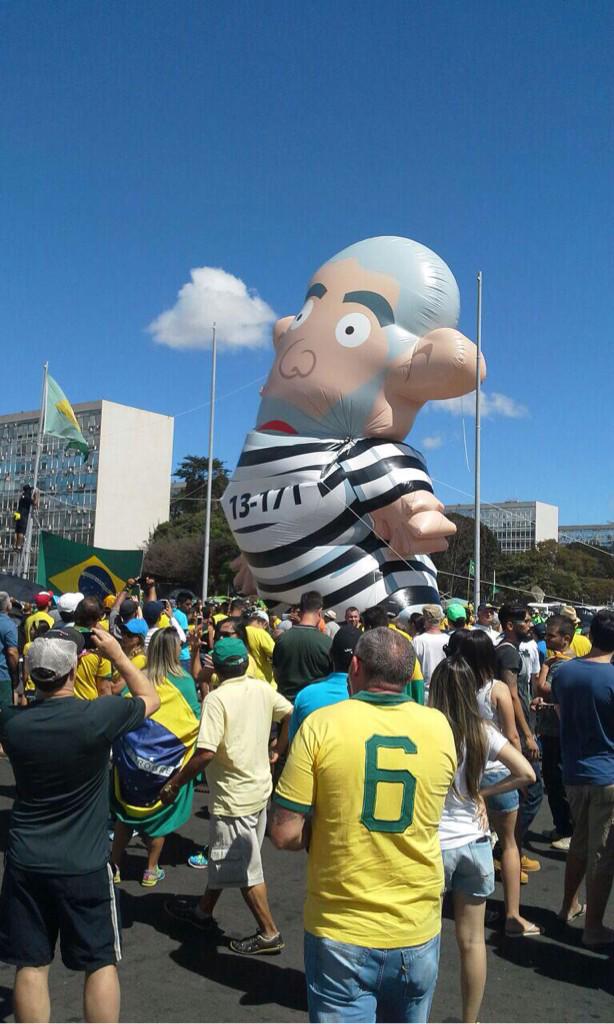 Lula inflável_16 Agosto 2015__001