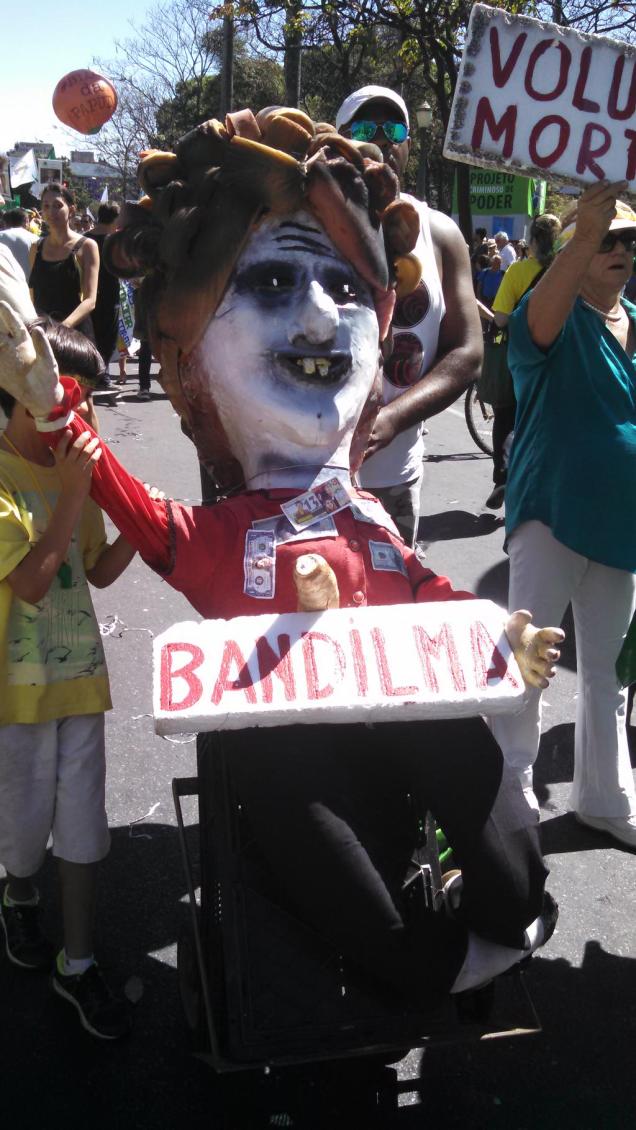 Protestos_16 Agosto 2015__009