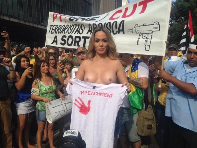 Protestos_16 Agosto 2015__015